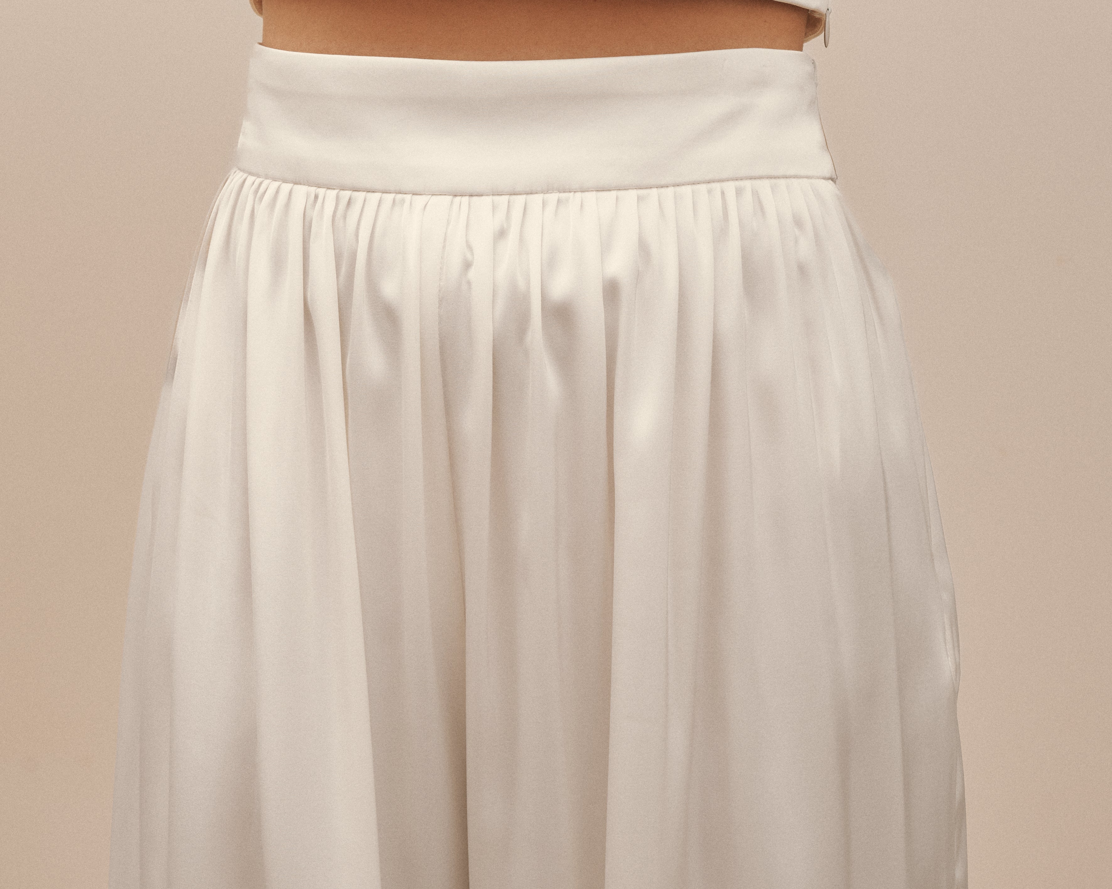 Crème Luna Balloon Pants